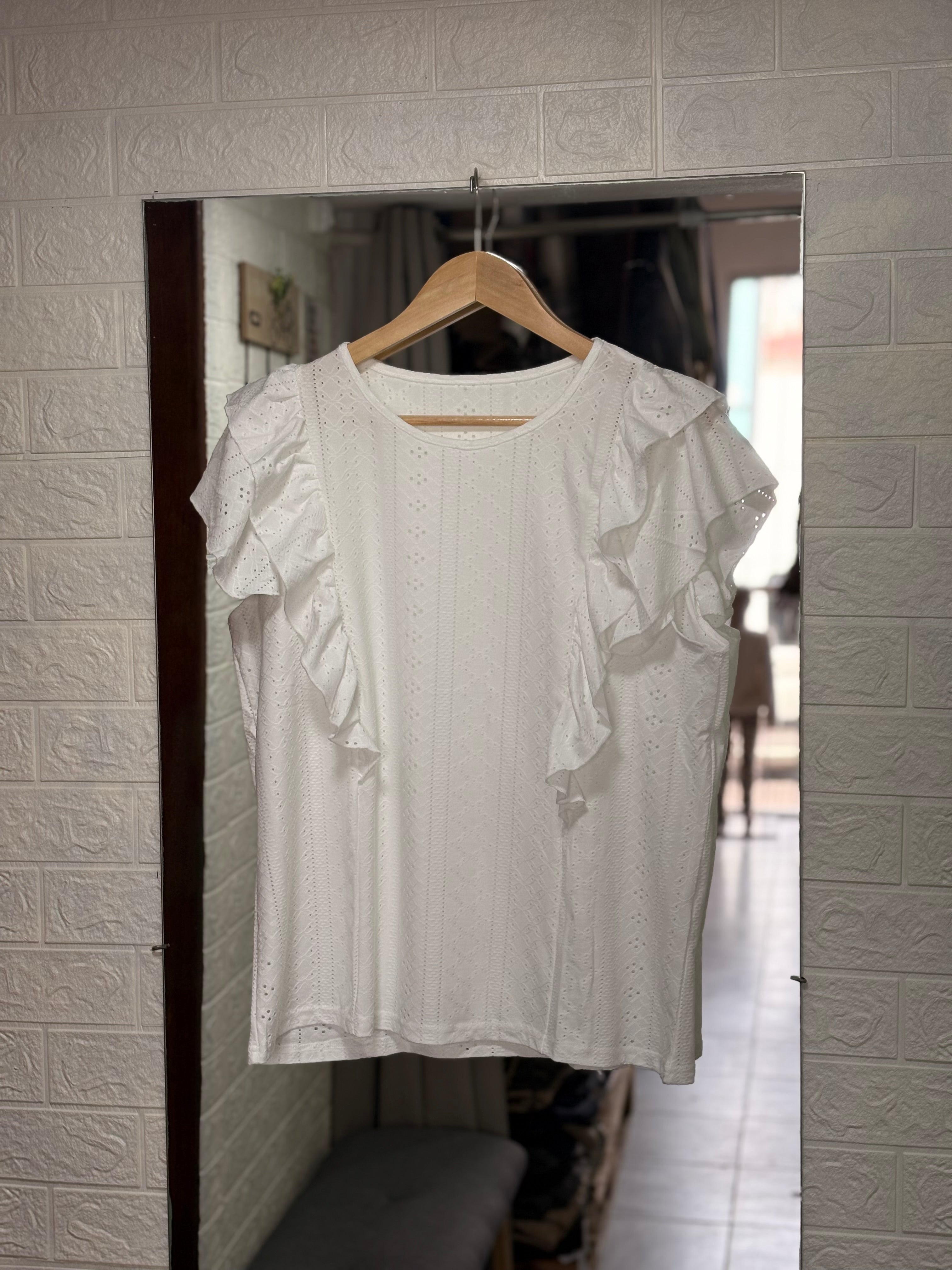 Blusa Broderie