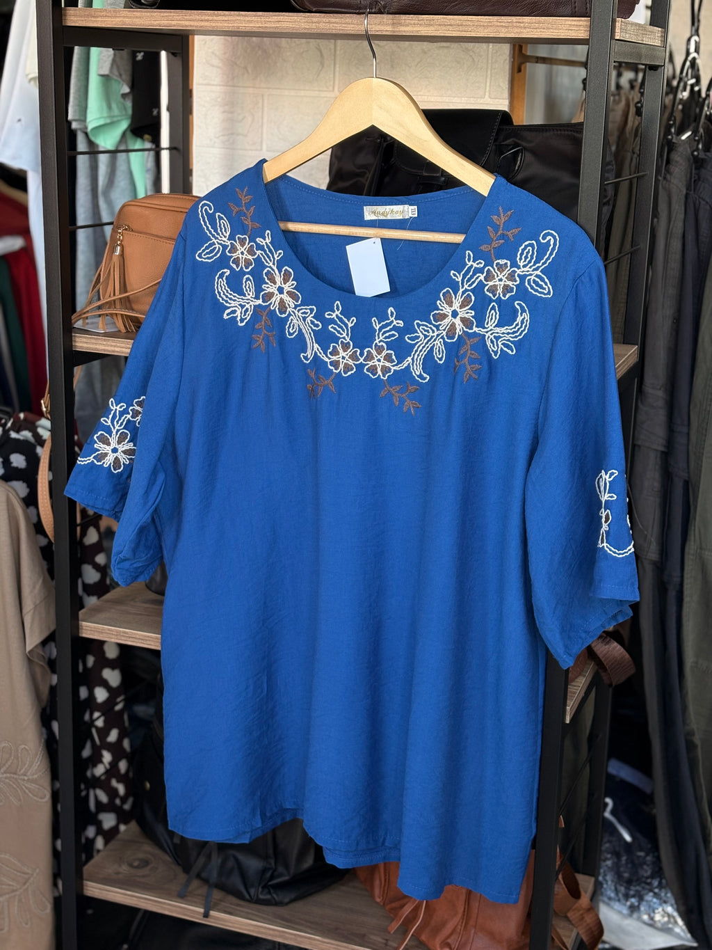 Blusa en Lino Bordada