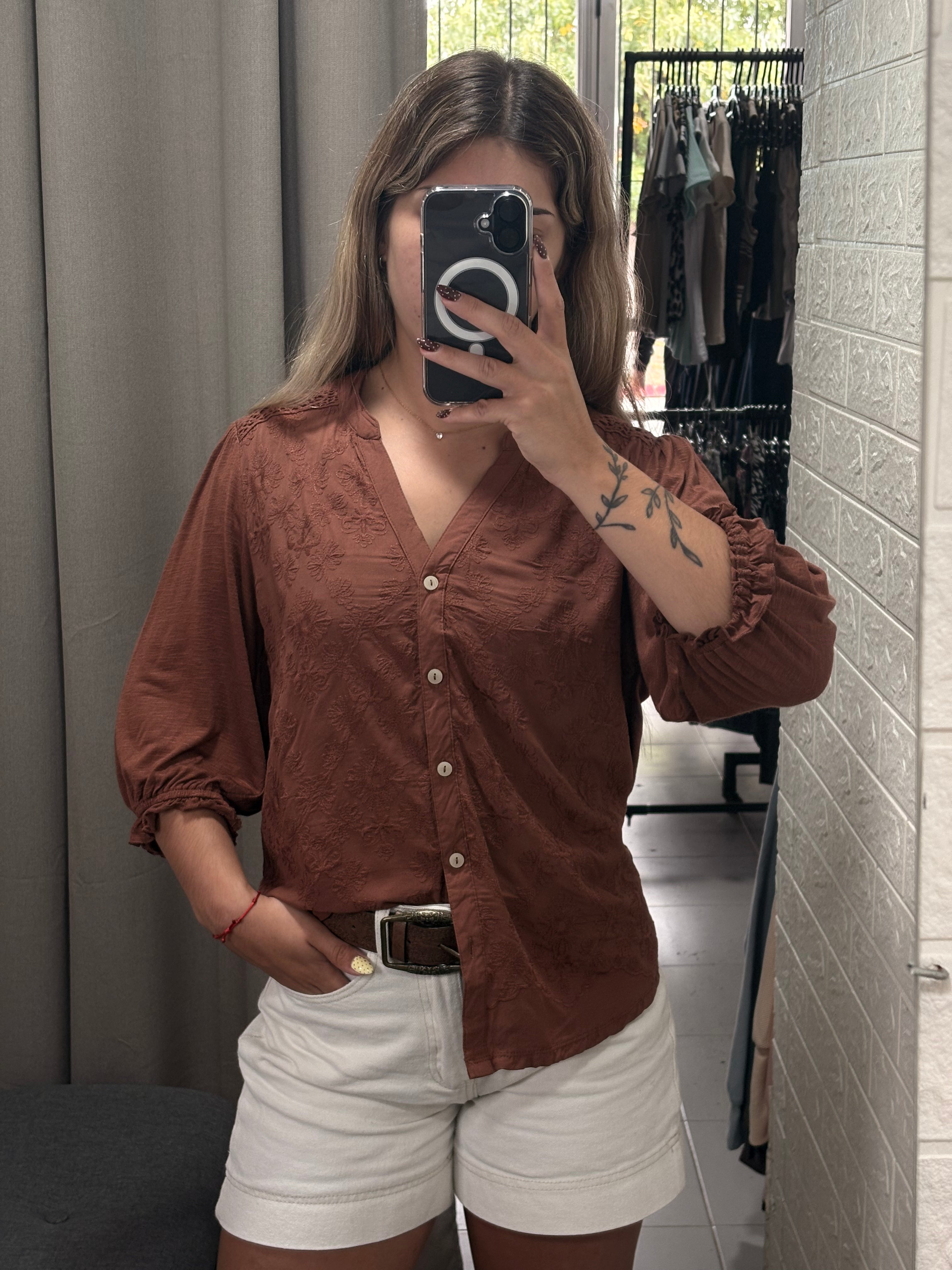 Blusa Broderie