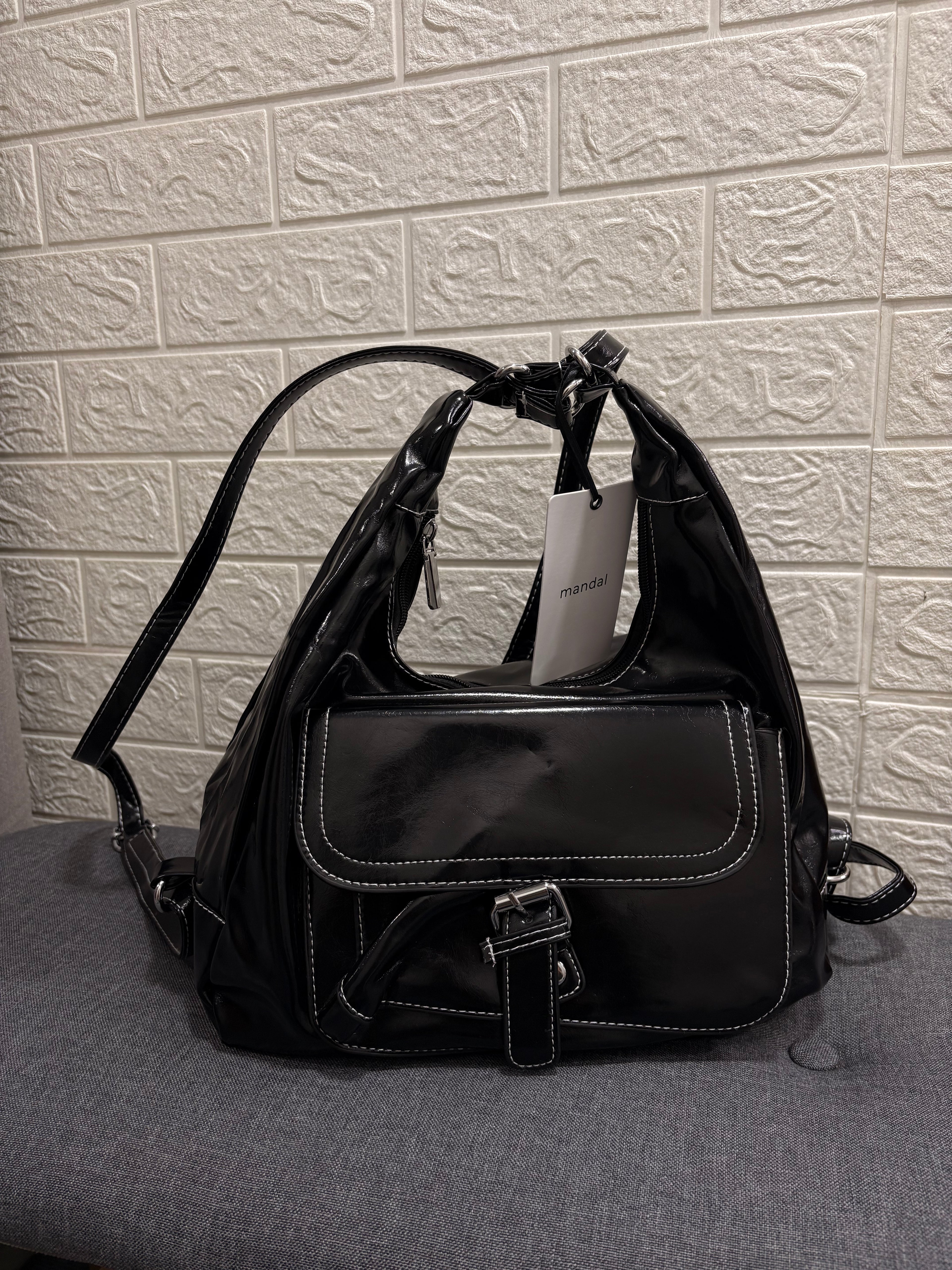 Cartera/mochi NEVA